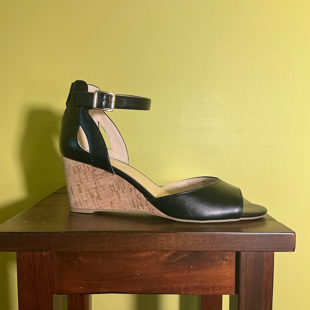 Liz Claiborne LC Octavia Black Cork Wedge Sandals Preppy Summer - Picture 2 of 7